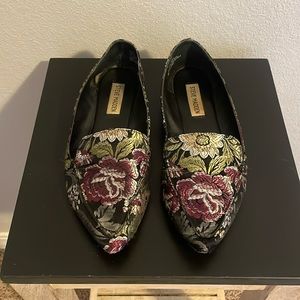 Steve Madden Floral Fabric Flats